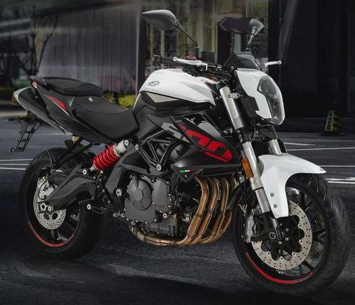 国产四缸机车视频大全集,驾驭激情，驰骋速度的传奇之旅